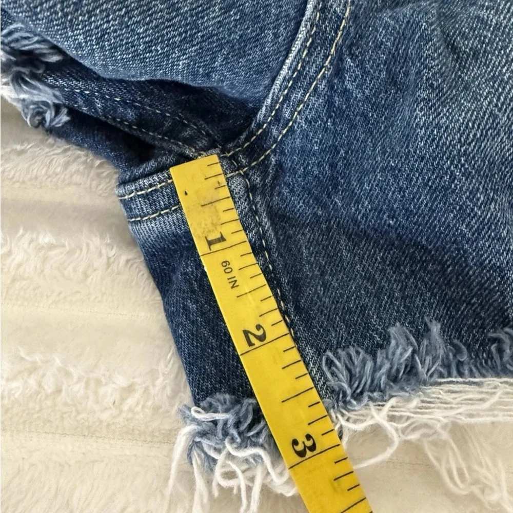Free assembly Classic Blue Jean Shorts for Women size 10
